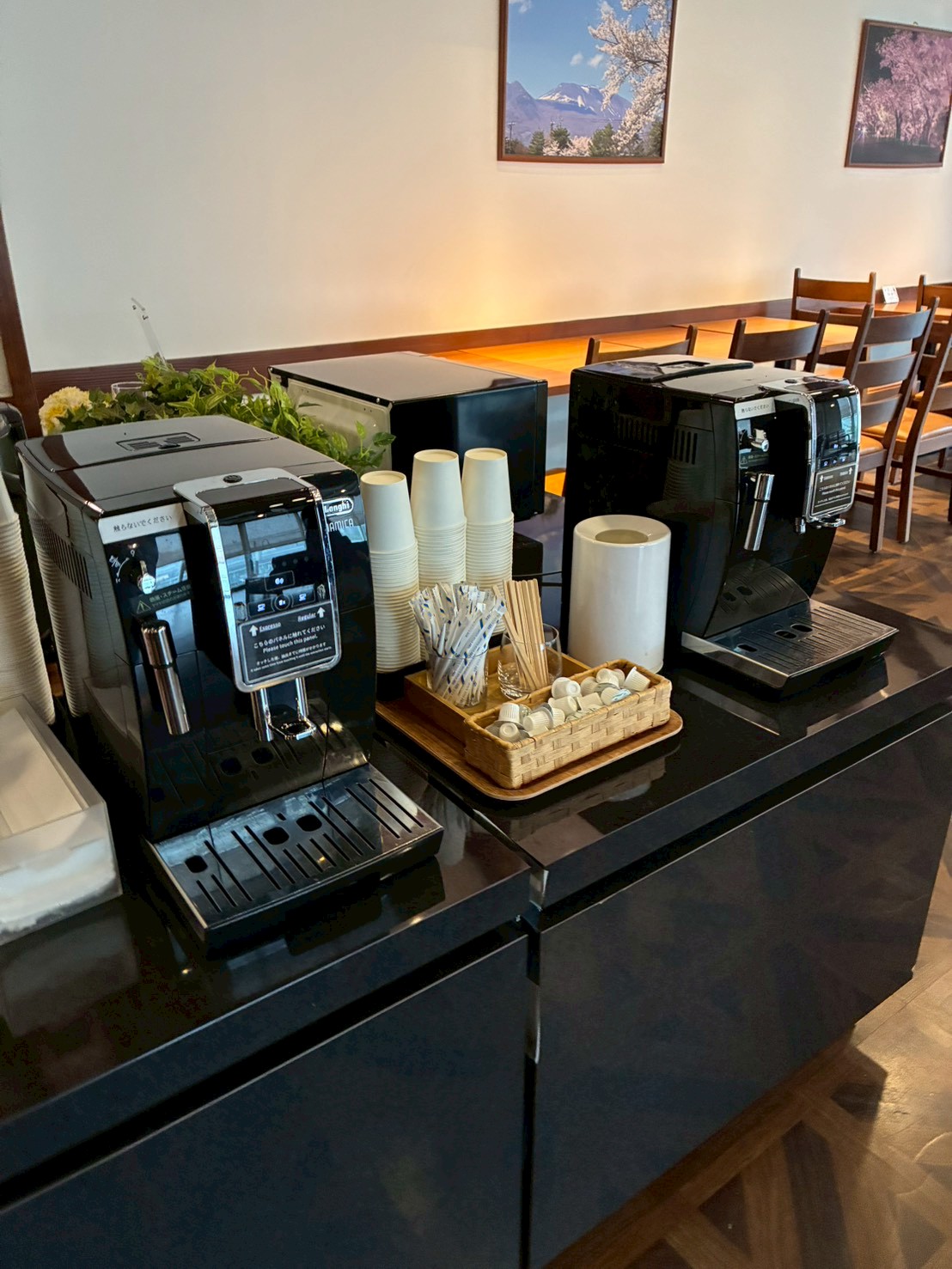 グランヴェール旧軽井沢のラウンジにあるコーヒーマシン