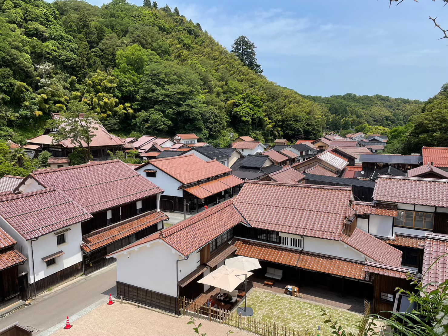 石見銀山大森地区を見渡せる高台からの町並み
