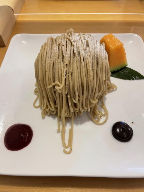 小布施で味わった栗を使った朱雀モンブラン